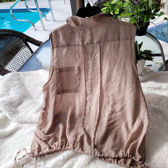 Skye's the Limit Top XL - Picture 8 of 11